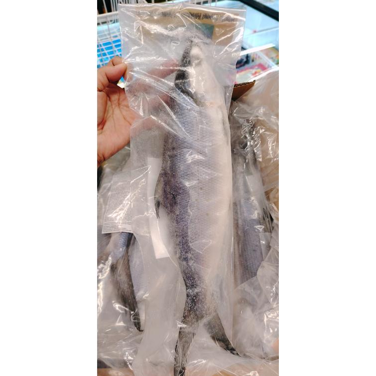 WHOLE MILKFISH (Bangus) 800g.(Home delivery or Pick up at store only)